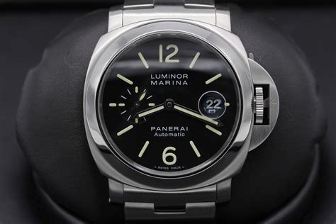 luminor panerai titanium 300m|panerai radium based paint.